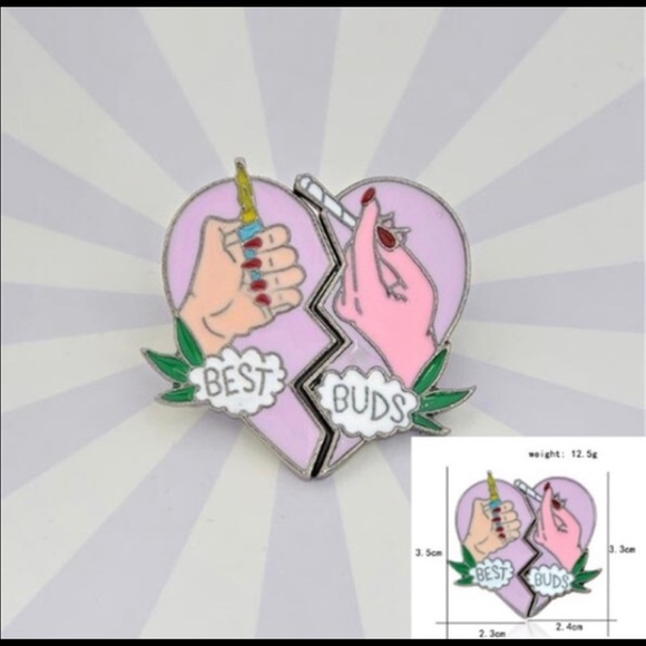 *LAST ONE*Hilarious Best Buds Pin Set - Picture 4 of 7